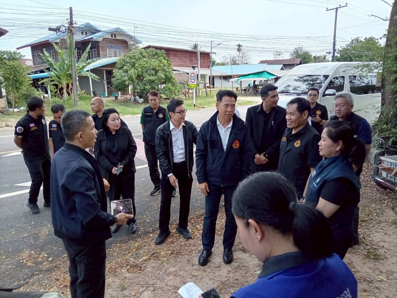 title - ผู้ตรวจราชการ ส.ป.ก. ร่วมลงพื้นที่ตรวจสอบข้อเท็จจริงและประชุมหารือแนวทางการแก้ไขปัญหาเรื่องร้องเรียน ณ จังหวัดสกลนคร 